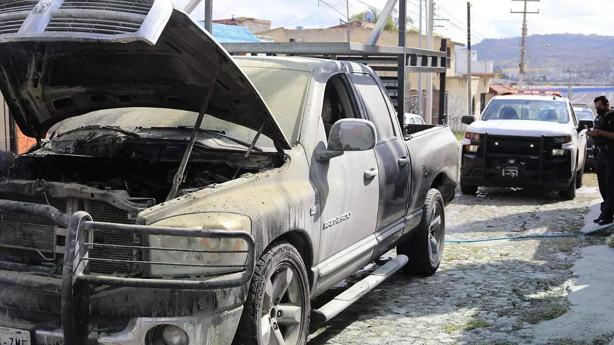 incendio camioneta